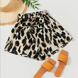 Shorts (paper bag classy shorts)